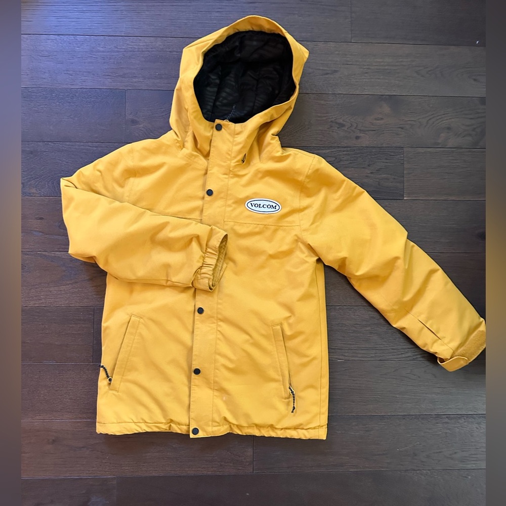 Boys Volcom Snowboarding Jacket XL/14Y. Gently used, worn only 3-4X.